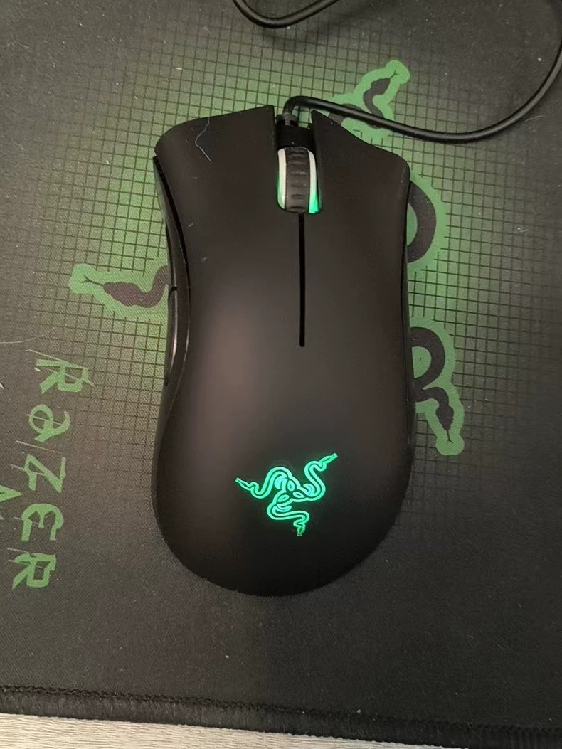 雷蛇鼠标 Razr雷蛇炼狱蝰蛇标准版电竞鼠标有线机械电竞游戏办公电脑笔记本鼠标 低价出售 喜欢的直接拍下就可以  资金压力大，低价处理库房货物，都是全新的，快递